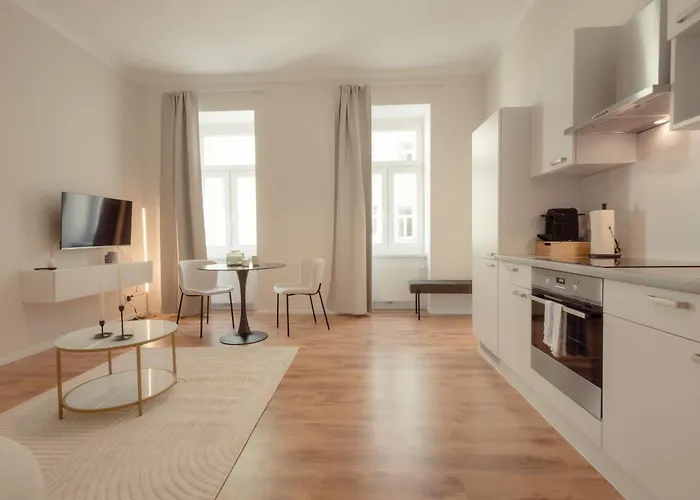 Josef's L Comfort 02 * Viena